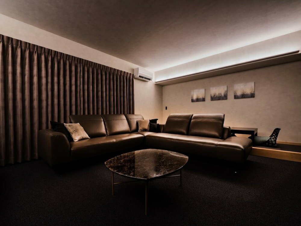 Фото Randor Hotel Namba Osaka Suites