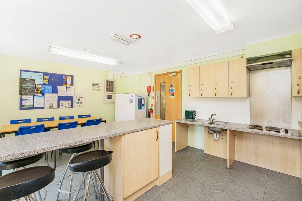 Фото Vibrant Ensuite Rooms - Hatfield - Hostel