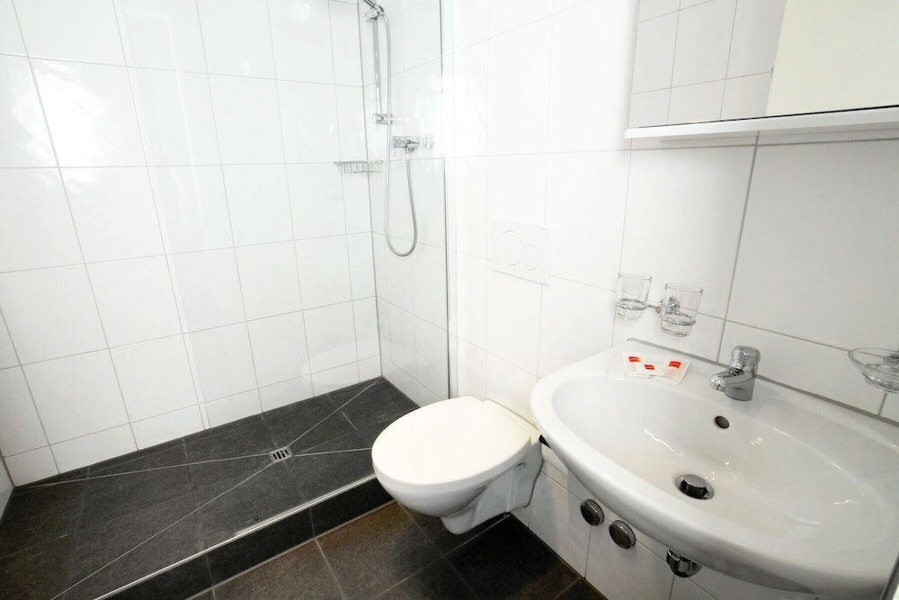 Фото Hitrental Oerlikon Apartments