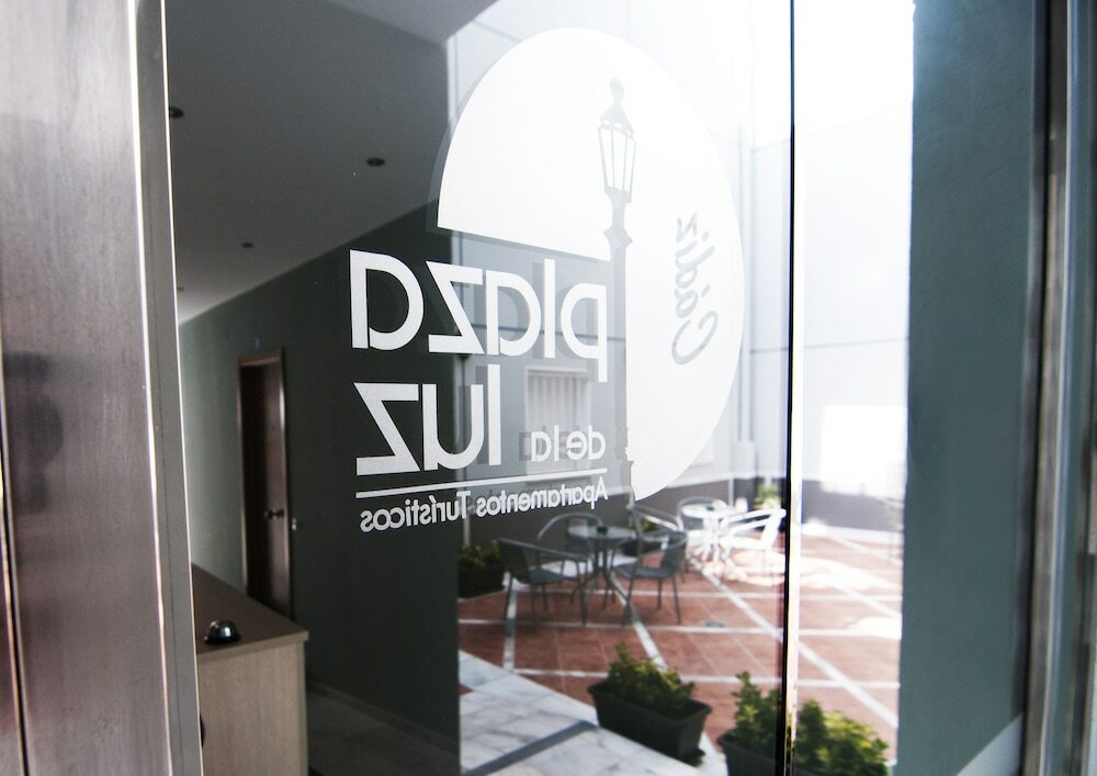 Фото Plaza de la Luz Cádiz