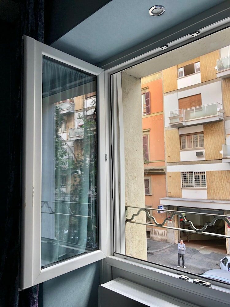 Фото Iulia Guest House