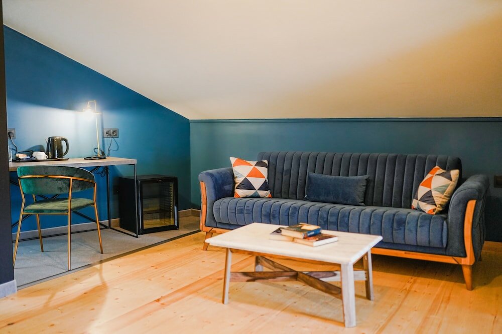 Фото Suatis Resort Hotel