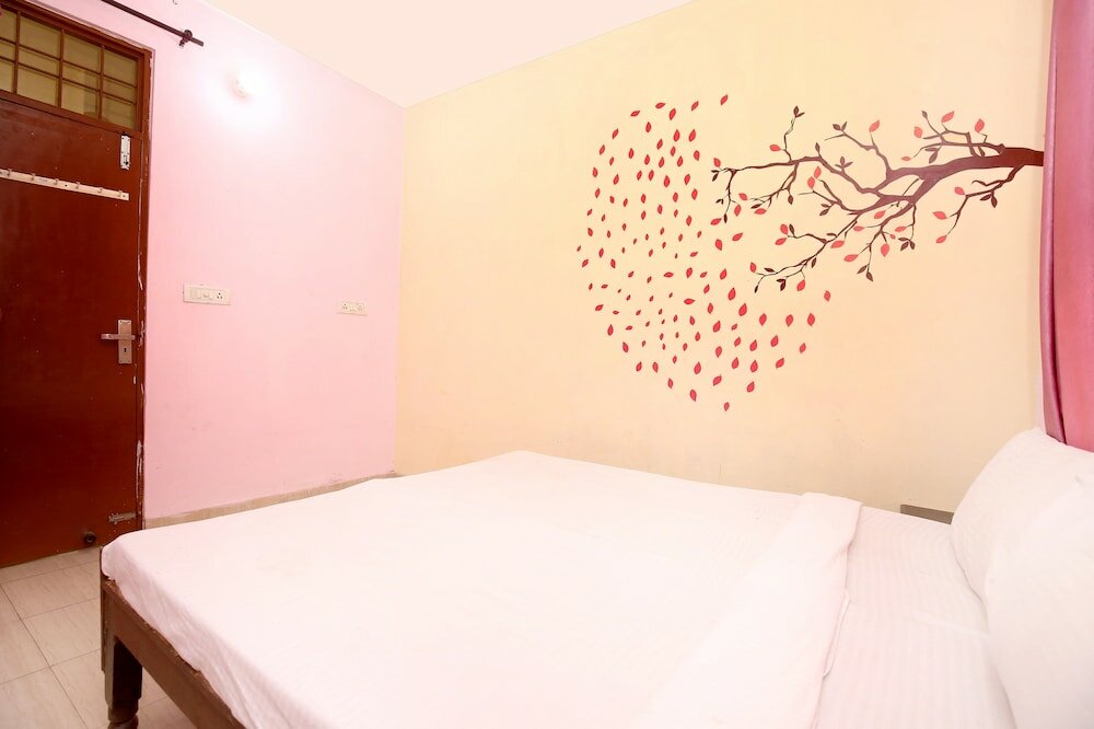 Фото Spot On 37127 Primeland