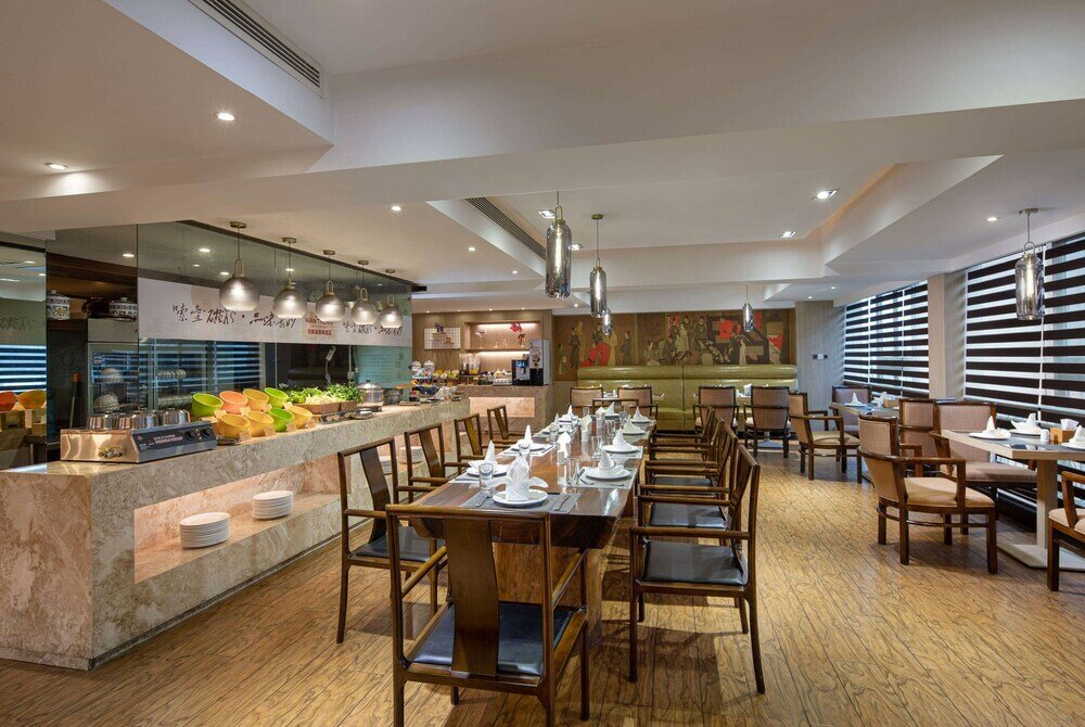 Фото Hawthorn by Wyndham Changsha Meixi Lake