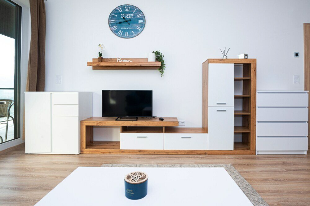 Фото WaterFront City Apartments by UrbanRent