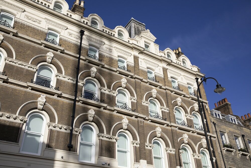 Фото Bedford Corner Hotel