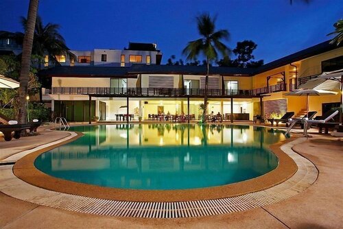 V Beach Resort