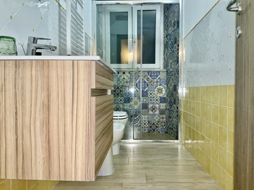 Фото A Room de Scugnizzi