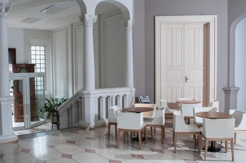 Гостиница Nhm Hotel в Араракуаре