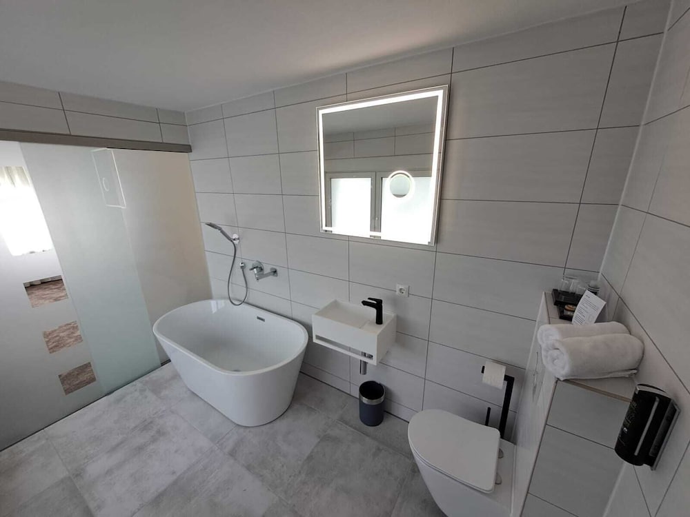 Фото Hotel Rhin Inn