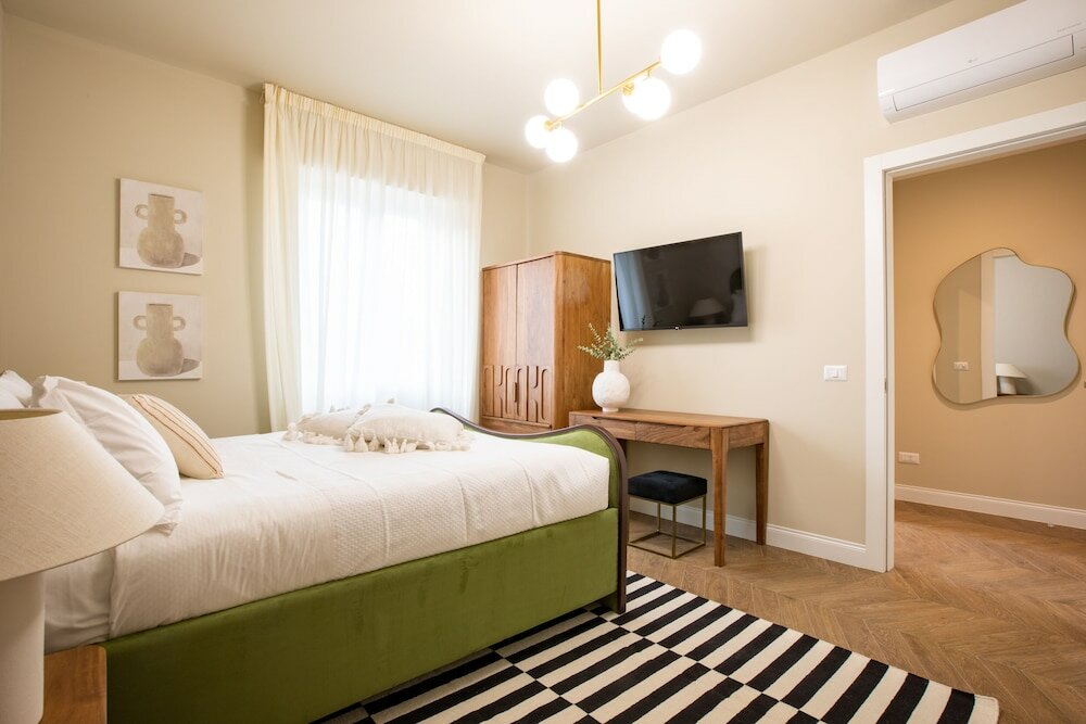 Фото Daplace - Corso Sempione Suites