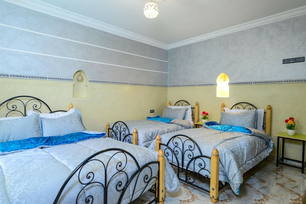 Фото Faouzi Hôtel