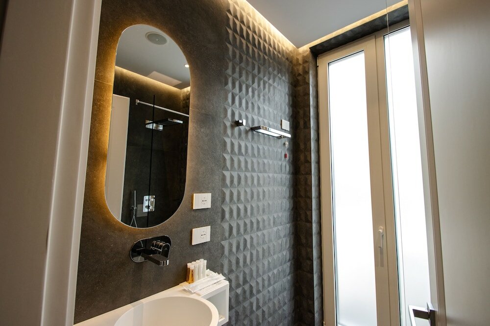 Фото The Crown Boutique Hotel & SPA