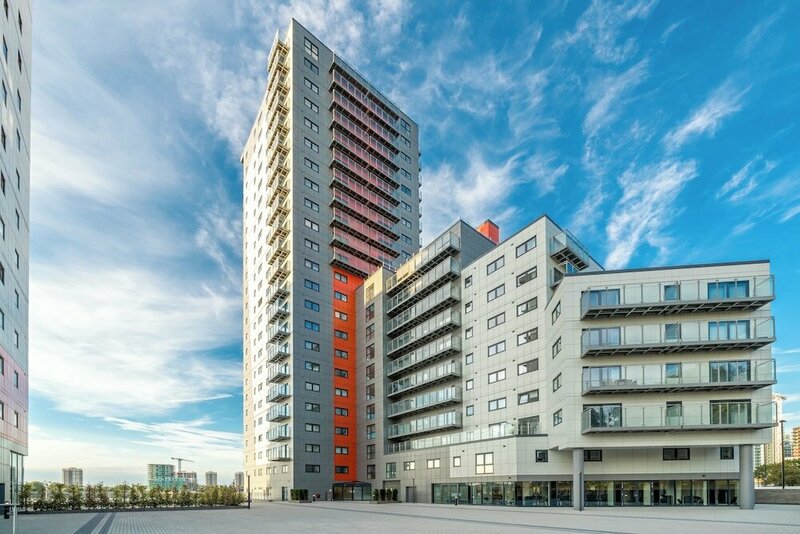 Гостиница Skyvillion - Woolwich 2-Bed Apartments в Лондоне
