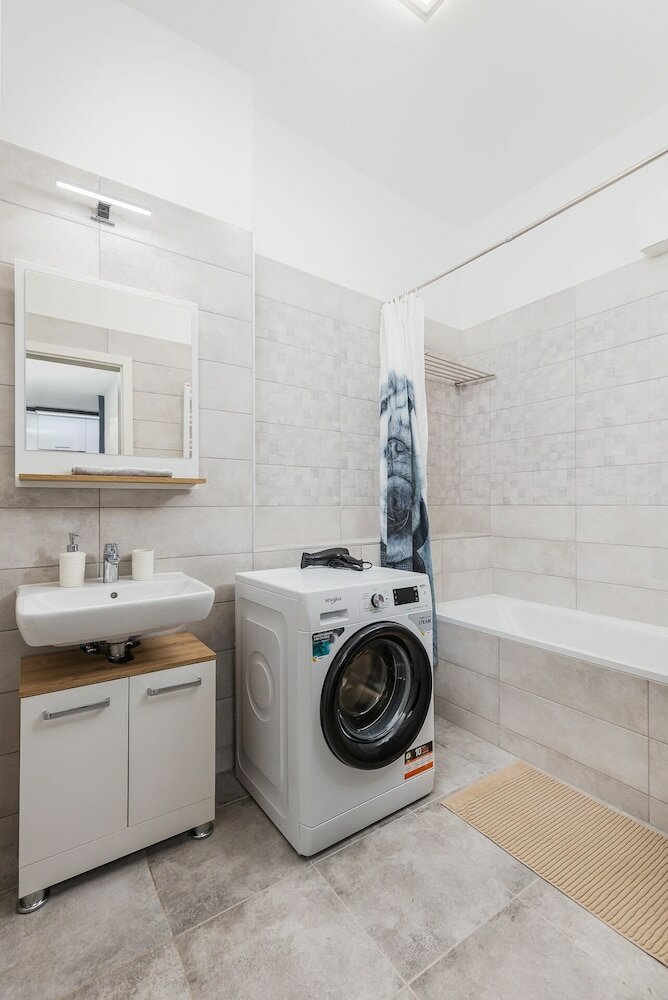 Фото Venus Apartments - Westside Residence