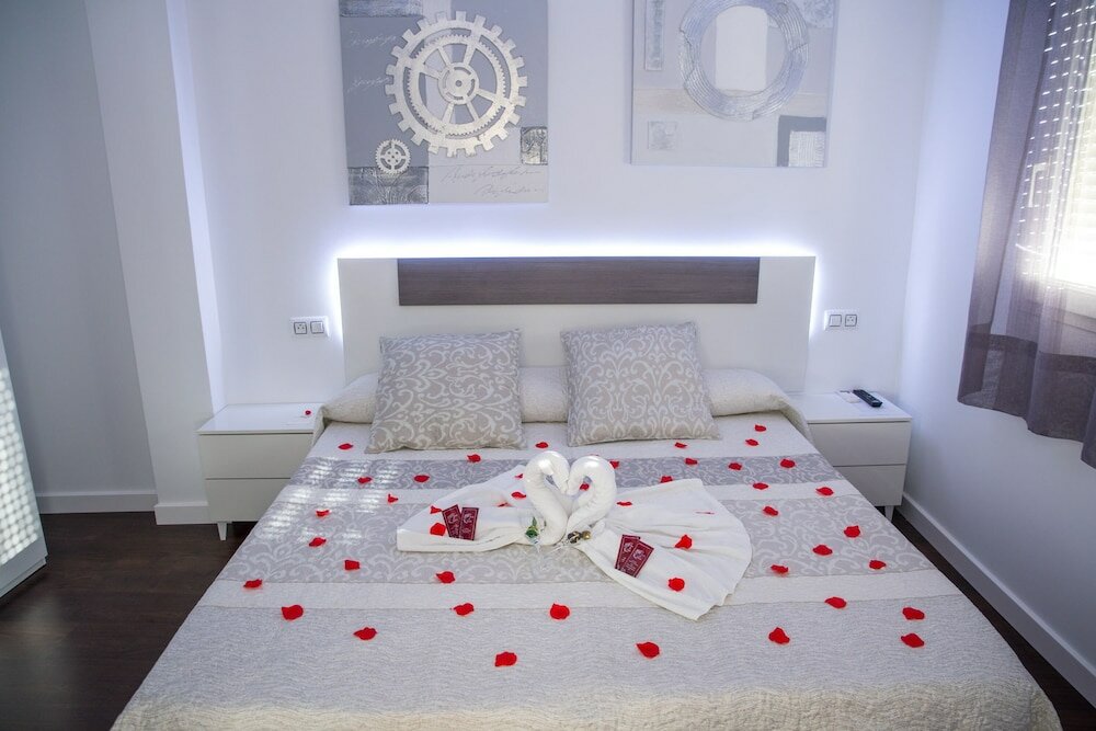 Фото Hostal Goyesco Plaza