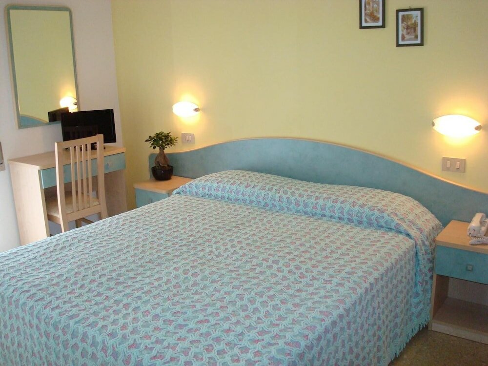 Фото Hotel Villa Ersilia Rimini B&b