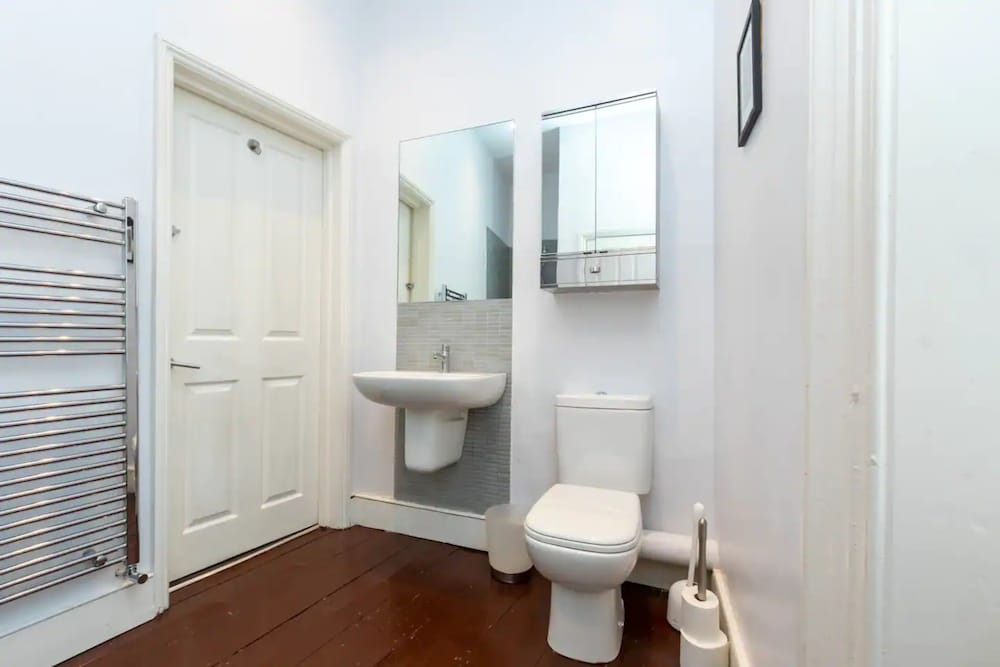 Фото 2 Bedroom 2 Bathroom Victorian Maisonette in Barbican