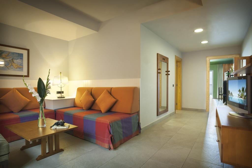 Фото Roca Nivaria Gran Hotel