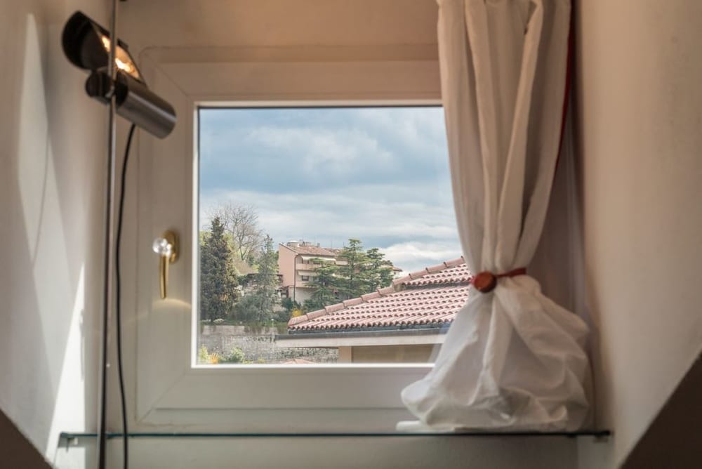 Фото Bright Apartments Verona - Borgo Trento City Centre