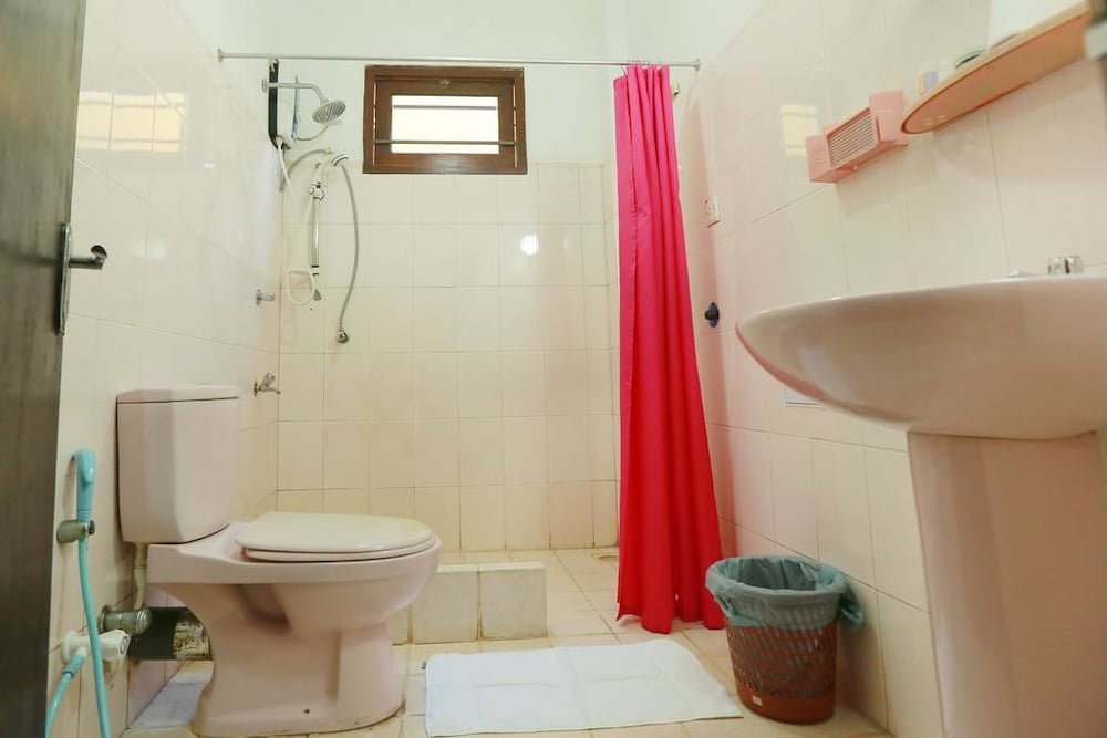 Фото The One Apartment