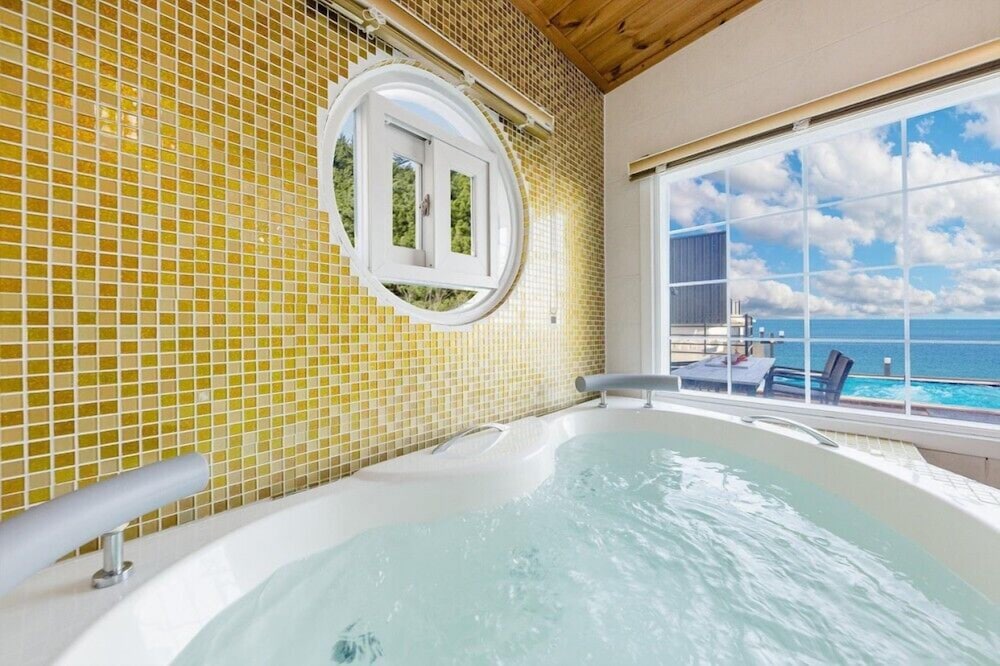 Фото Pool Villa 1-2 Pension