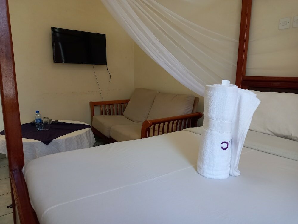 Фото Tom Mboya Labour College