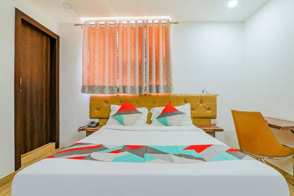 Фото Fabexpress The Mall Inn