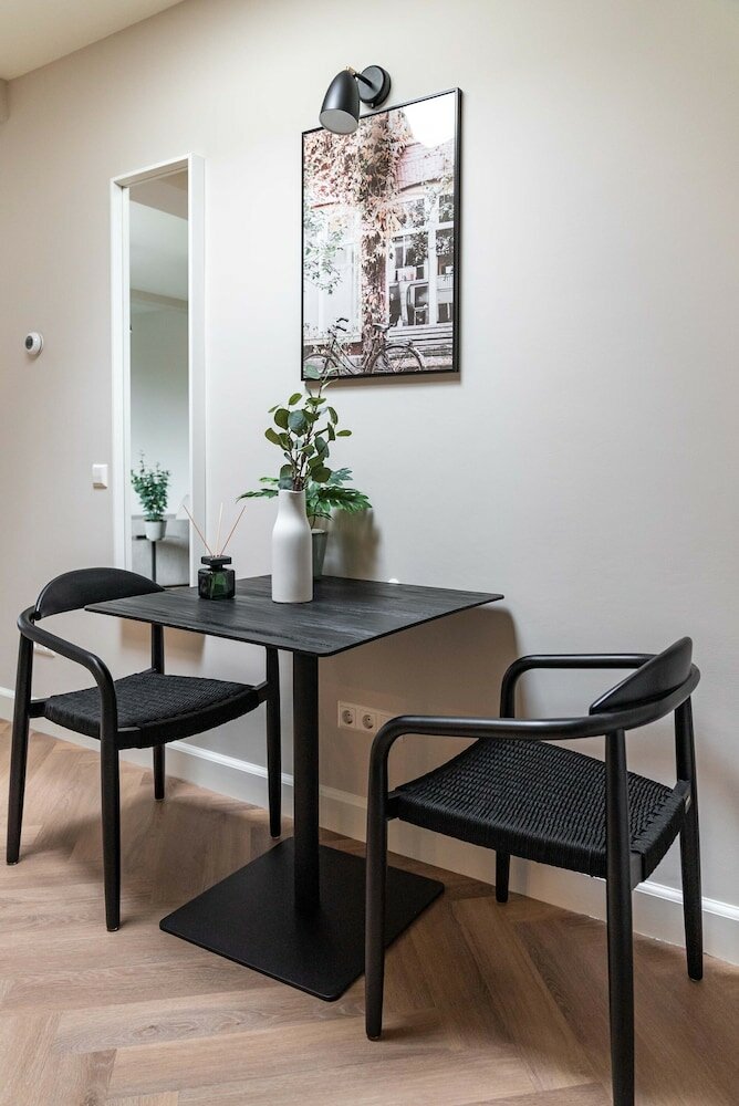 Фото Limehome Den Haag Keizerstraat