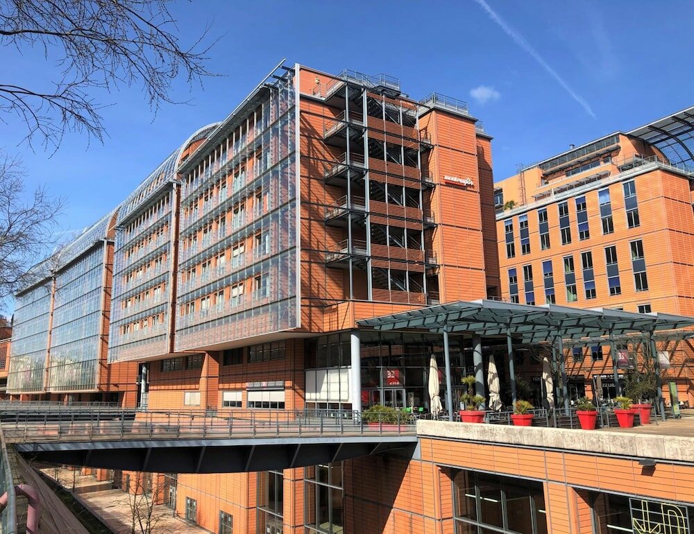 Фото отеля 1