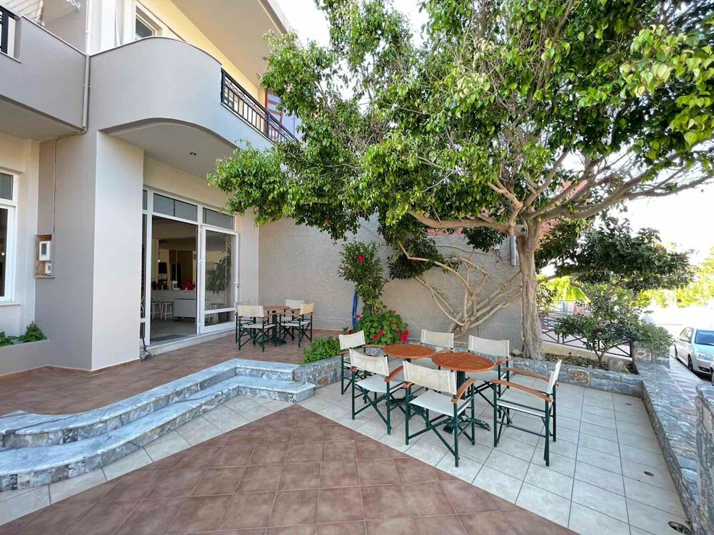 Фото Avenue Hotel