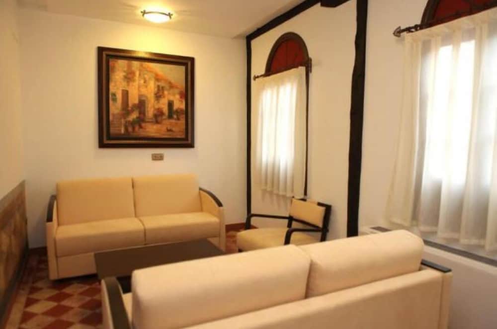 Фото Hotel Palacio Del Gobernador