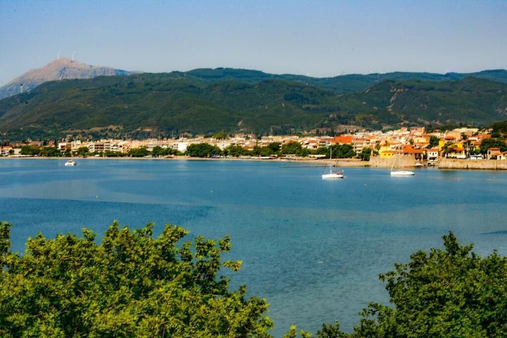 Фото Lepanto Beach