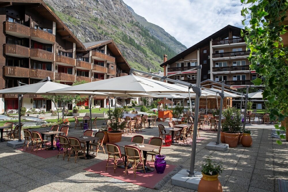 Фото Schweizerhof Zermatt