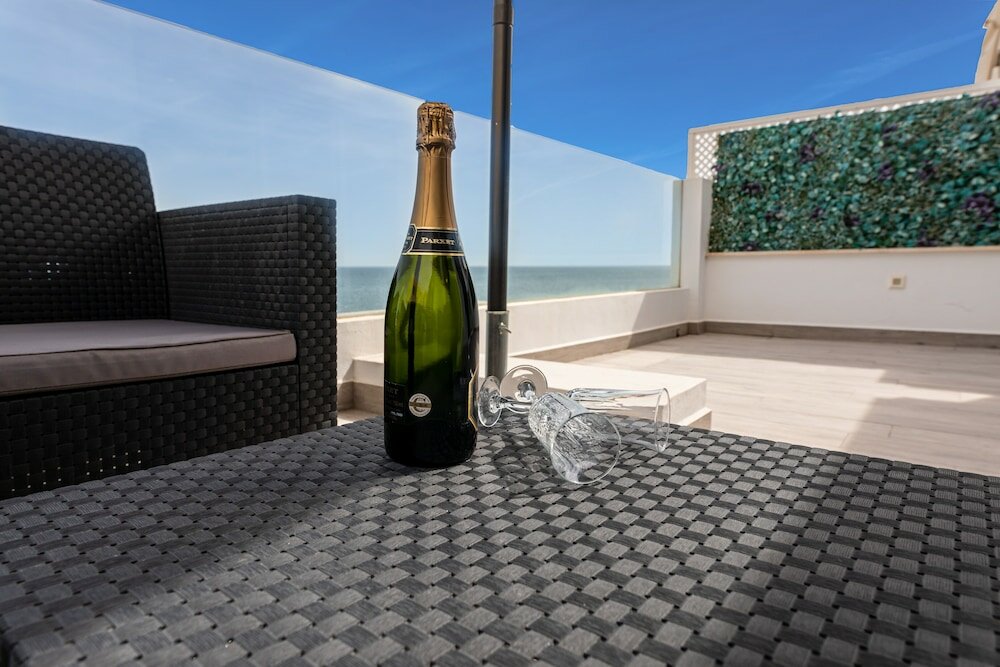 Фото Sea View Apartment 2 Min Walk From the Beach