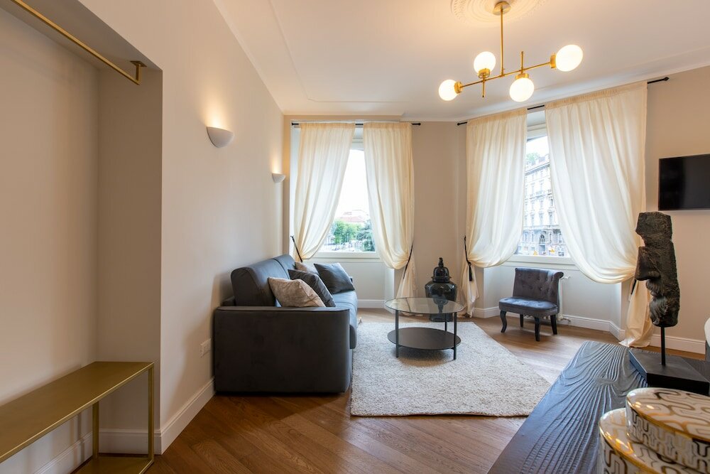 Фото Daplace - Corso Monforte Suites