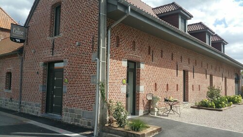 Гостиница Chambres d'Hôtes La Cense Pierrot Des Princes в Дуэ