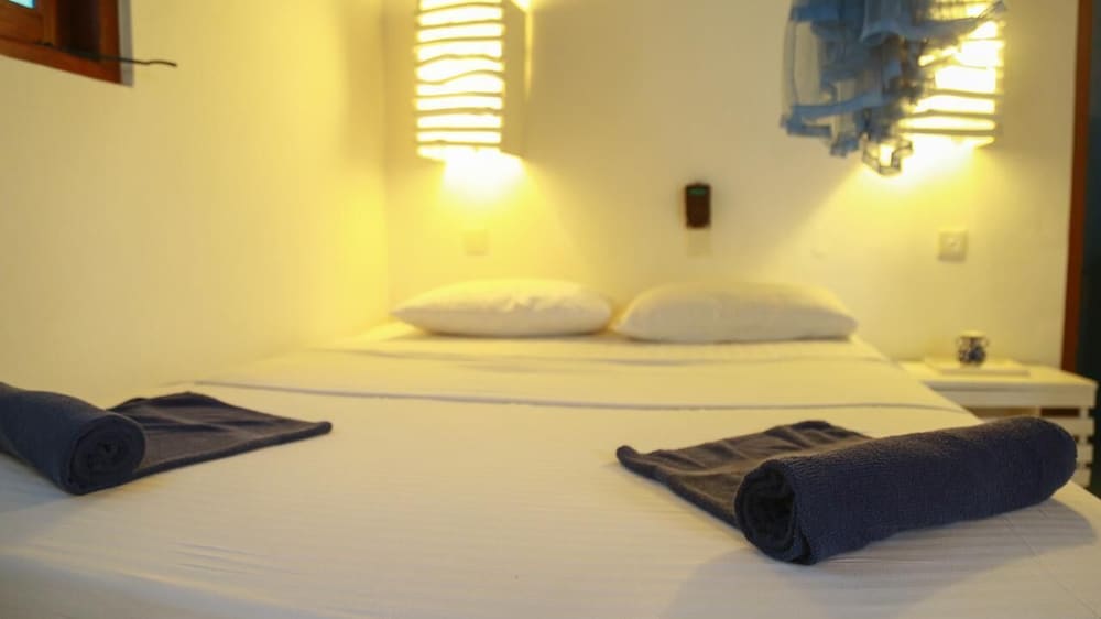 Фото Bright Sunshine Guest House