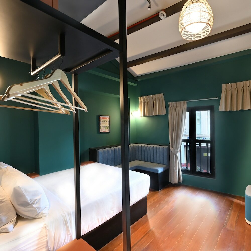 Фото Dream Chaser Boutique Capsule Hotel