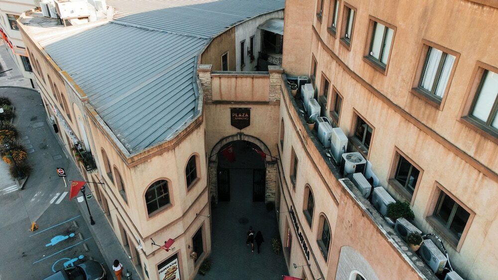 Фото Hotel Plaza Central Canning