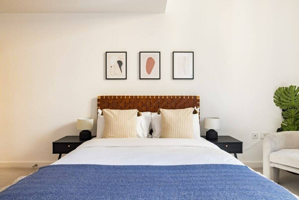 Фото The Clapham - Captivating 2bdr With Garden & Parking