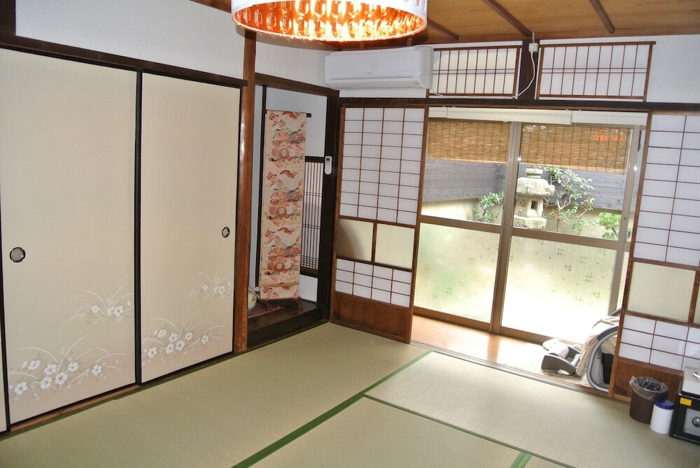 Фото Guesthouse Hana Nishijin