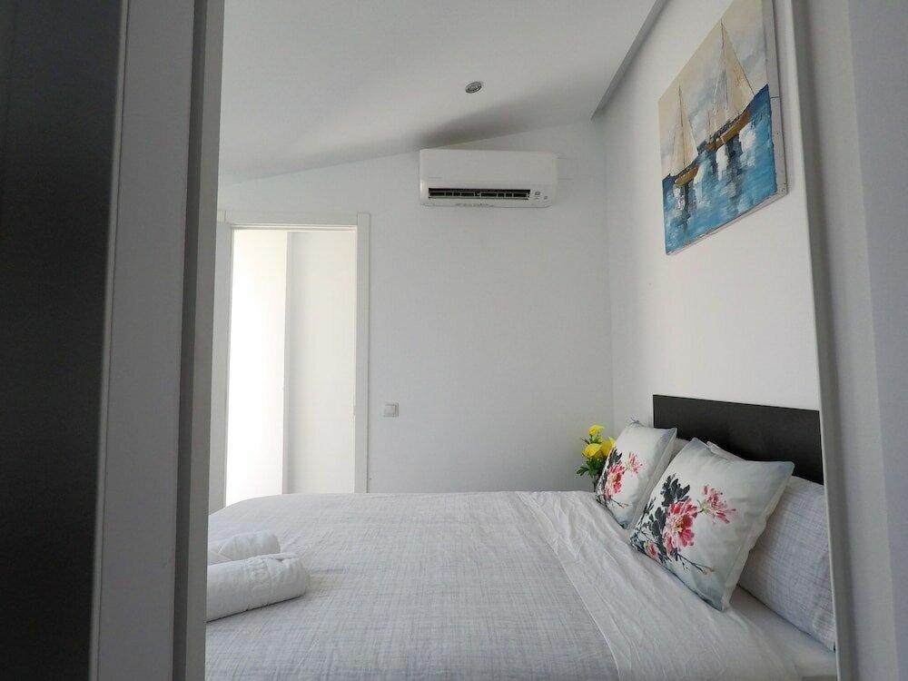 Фото A&z Frailes - Auto check-in property