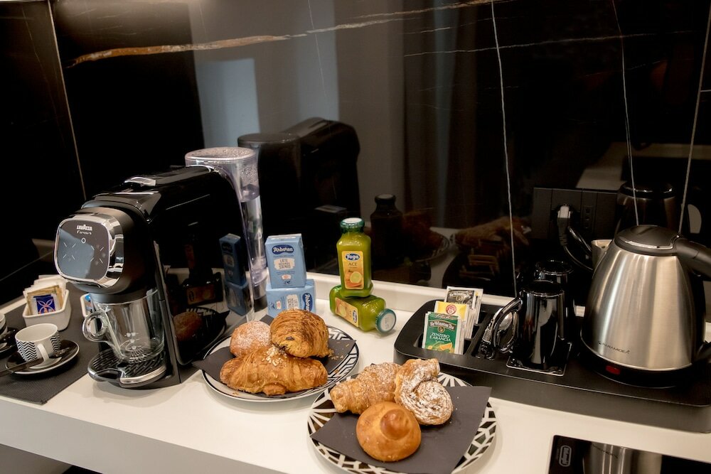 Фото La Banchina Luxury Suites