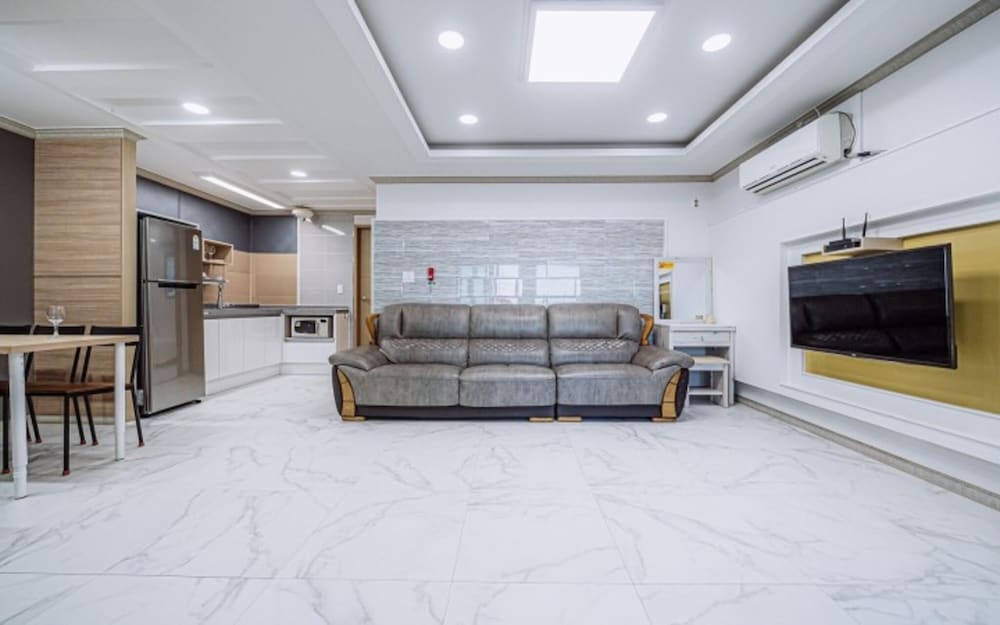 Фото Pohang Cheonnyeonbawi Pension