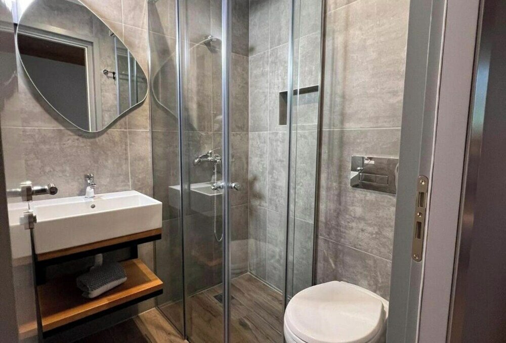 Фото The Stone Sky Hotel