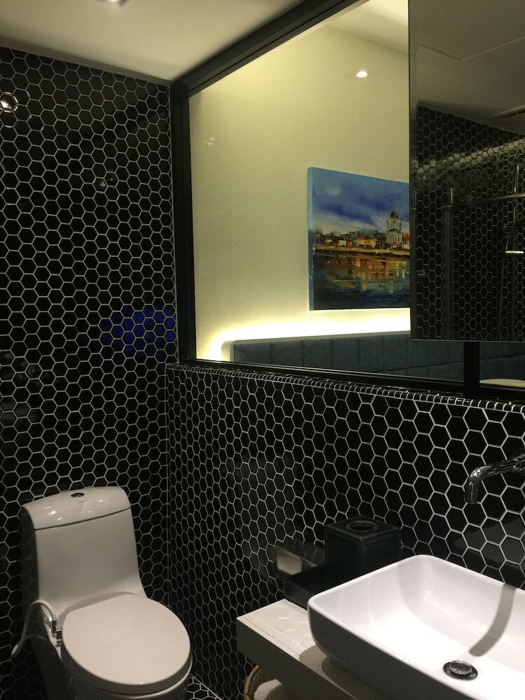 Фото M Roof Hotel & Residences