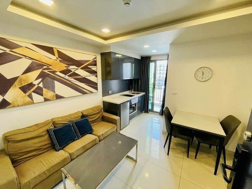 Фото Arcadia Beach Continental by Psr Asia