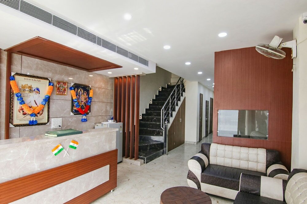 Фото Fabhotel Tarry Town