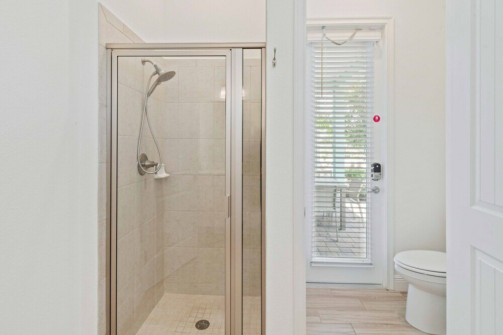 Фото 8000 Lost Shaker Lane